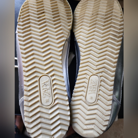 ZARA Metallic Running Sneakers - Picture 5 of 9